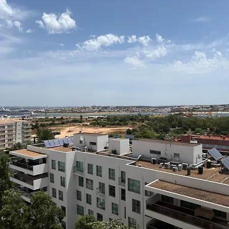 Apartment Stylish Marina View Da Rocha